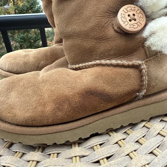 UGG Boots 1016227 Bailey Button Triplet II Size 1 Junior’s UK 13 EU 31 Chestnut - Picture 11 of 16